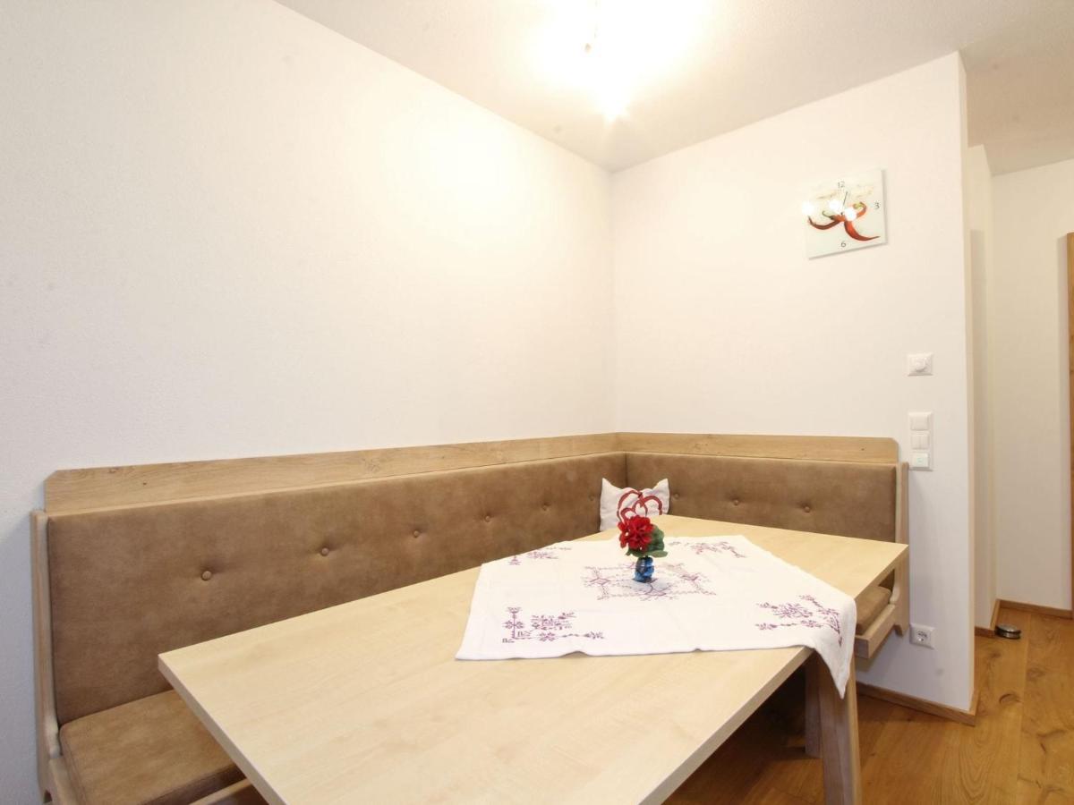 Modern Apartment In Neukirchen Am Gro Venediger Neukirchen am Grossvenediger Luaran gambar