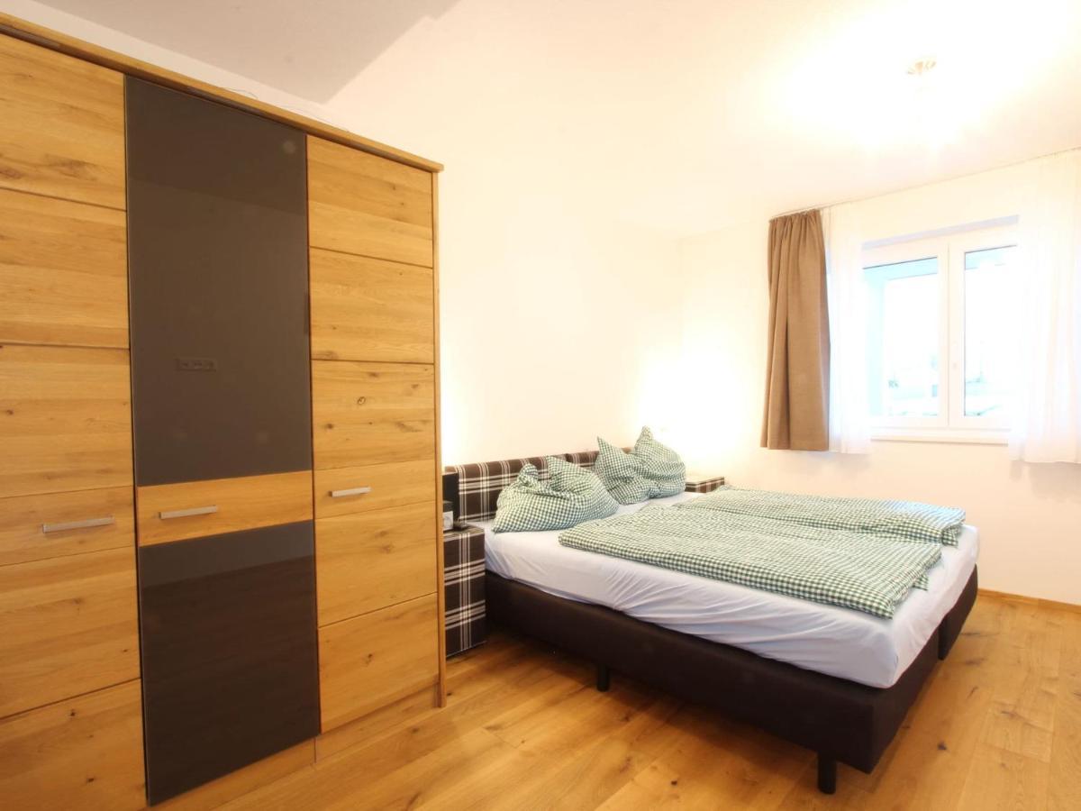 Modern Apartment In Neukirchen Am Gro Venediger Neukirchen am Grossvenediger Luaran gambar